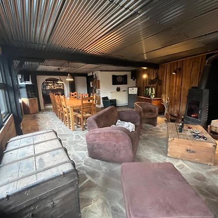 "Le Maloya" Chalets Independants -Chambre Balneo - Relais Motards Lacaune Eksteriør bilde