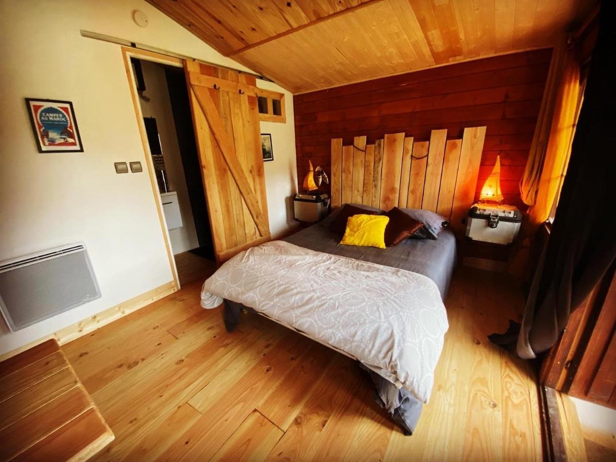 "Le Maloya" Chalets Independants -Chambre Balneo - Relais Motards Lacaune Eksteriør bilde